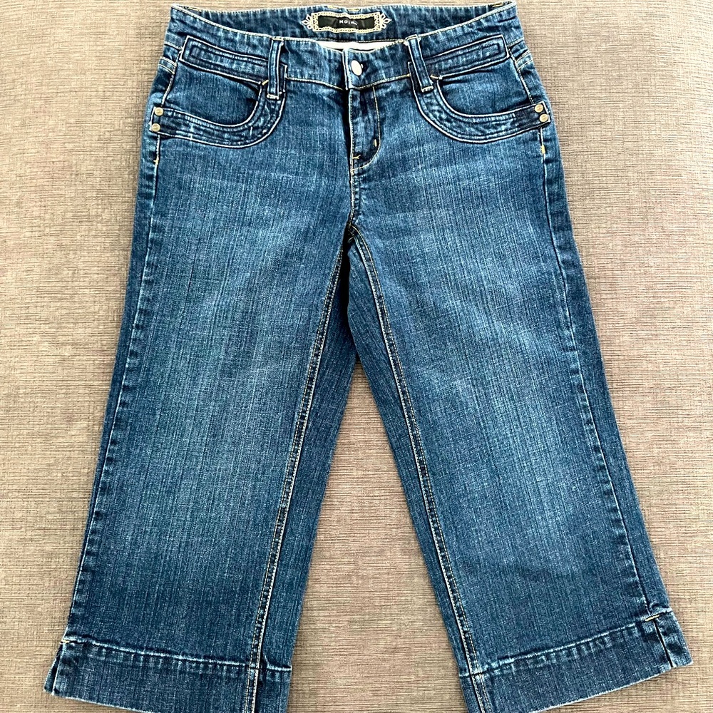 WHBM Noir Capri Cropped Jeans Sz 6
